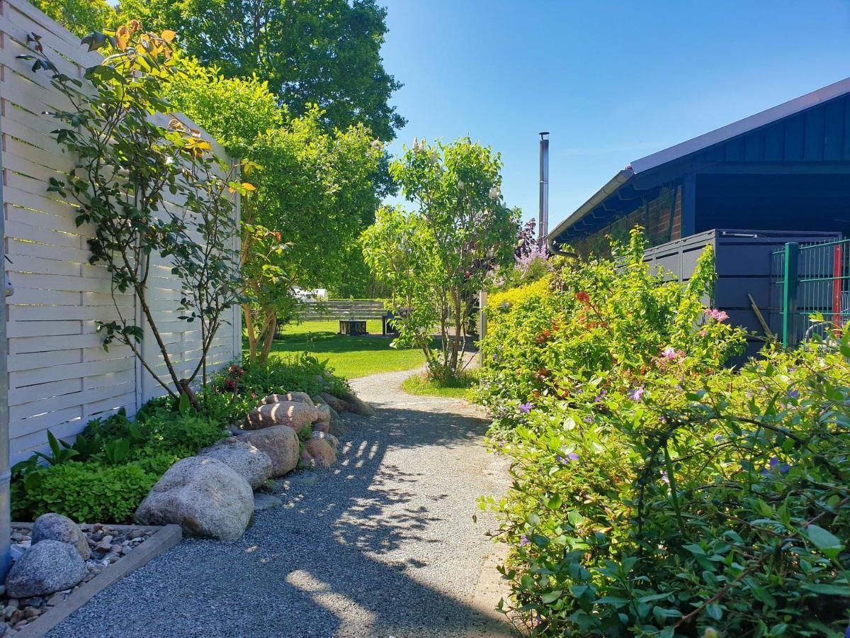 Moderne Fewo Nr 4 Mit Balkon, Sauna Im Haus, Garten - Ferienwohnungen Am Wald Klein Gelm ภายนอก รูปภาพ